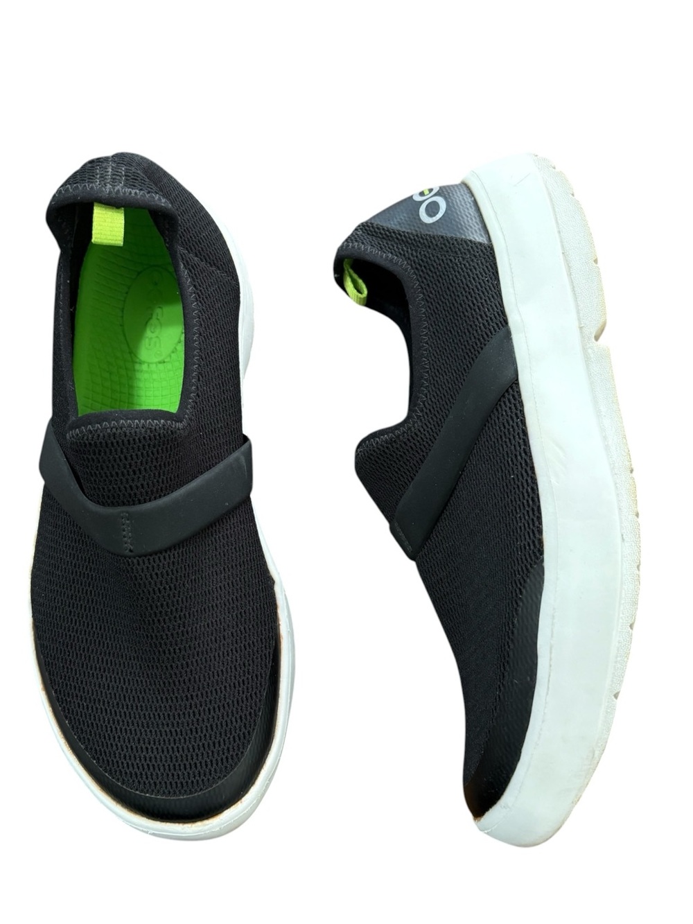 OOFOS OOmg Low Recovery Shoes Slip-On Black Women's Size 9 Sneaker Casual Shoe